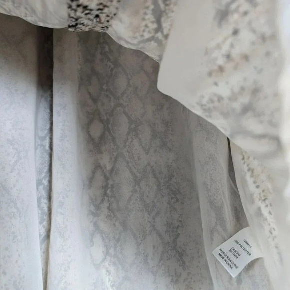 Joie Womens Python Print Long Sleeve Blouse shirt Boutton down size XL - Picture 16 of 16